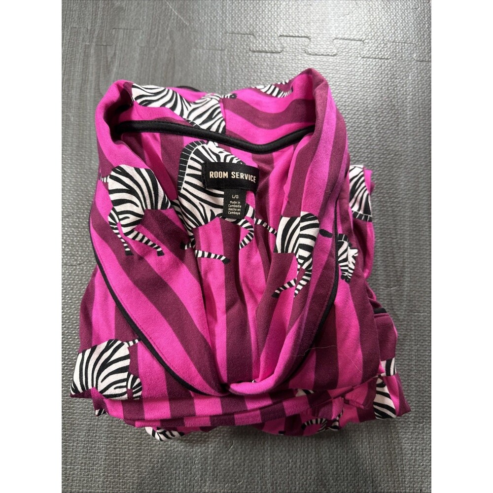 Room Service Women's Pink Zebra Print Pajama Set